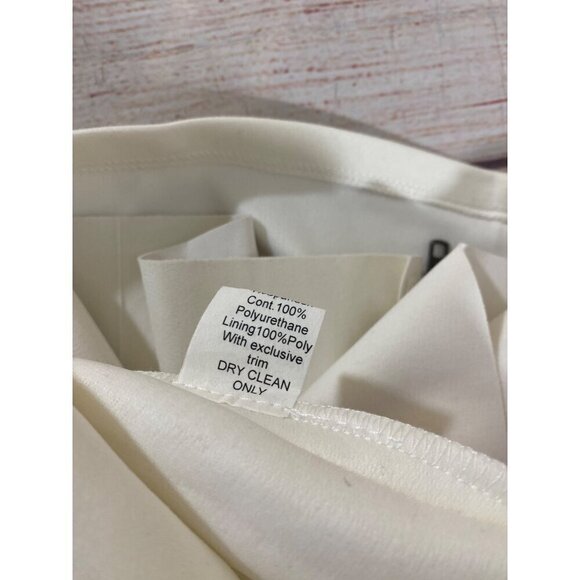 NWT Bailey 44 Women's White Double Front Zip Mini Skirt - Large - Picture 12 of 12